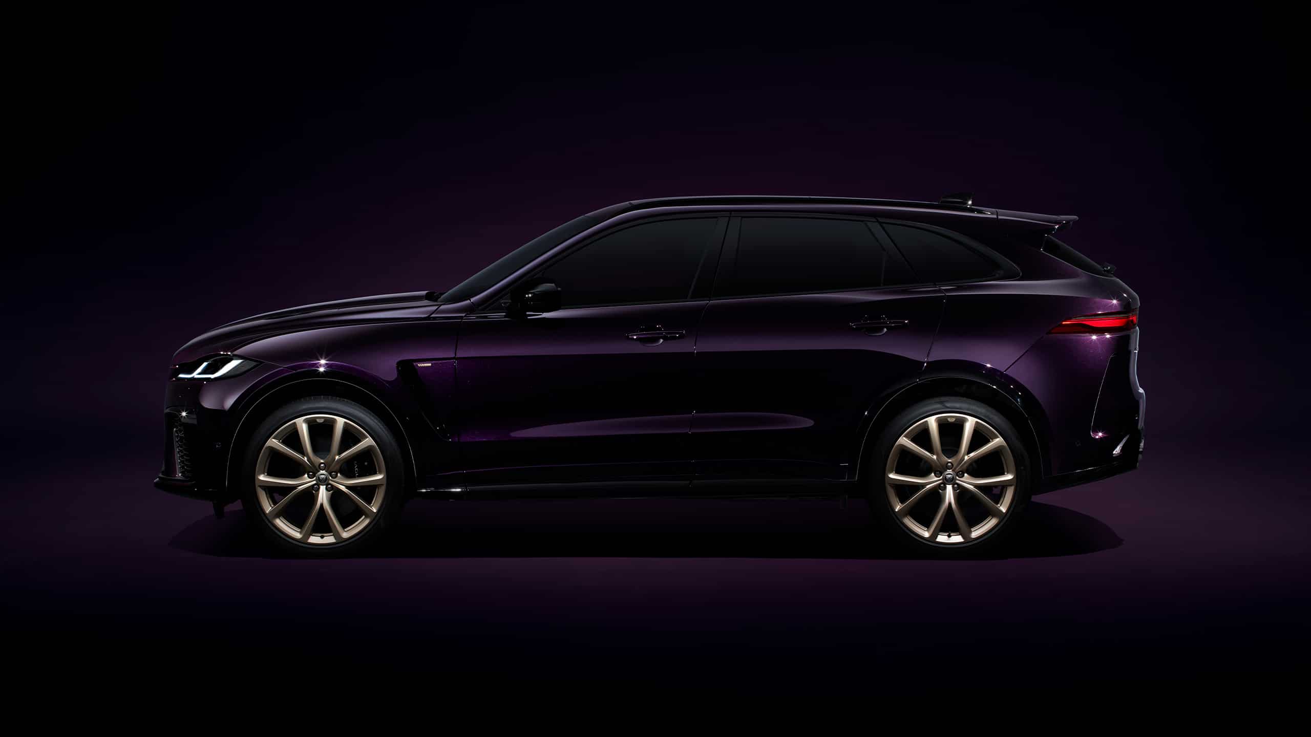 F-PACE SVR EDITION 1988 | Special Vehicle Operations | Jaguar